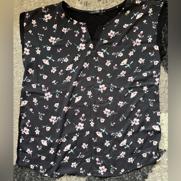 Papermoon Tops - Papermoon blouse